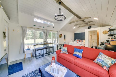 Eureka Vacation Rental Steps to Creek and Fishing! Apartment in Idaho