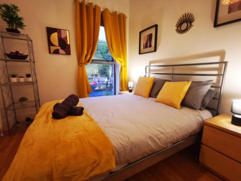 2BR Modern Luxury Loft Apartment Apartment in Belfast