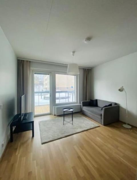 Kotimaailma - Kaunis tilava kolmio saunalla Helsingissä Apartment in Helsinki