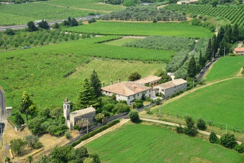 Day, Bird's eye view, Area and facilities