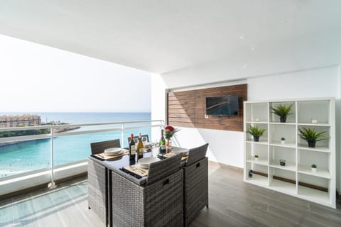 Natural landscape, View (from property/room), Balcony/Terrace, Sea view