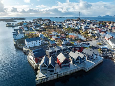 New and modern apartment in Henningsvær Apartment in Lofoten