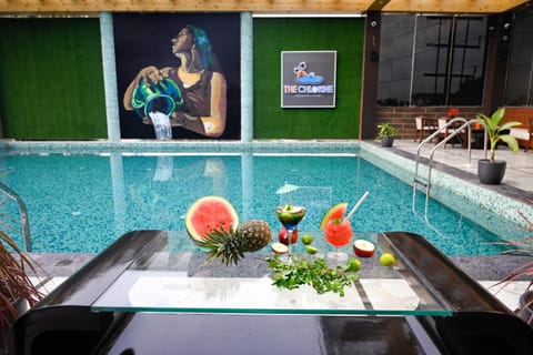 Food and drinks, Swimming pool, Swimming pool, sunbed