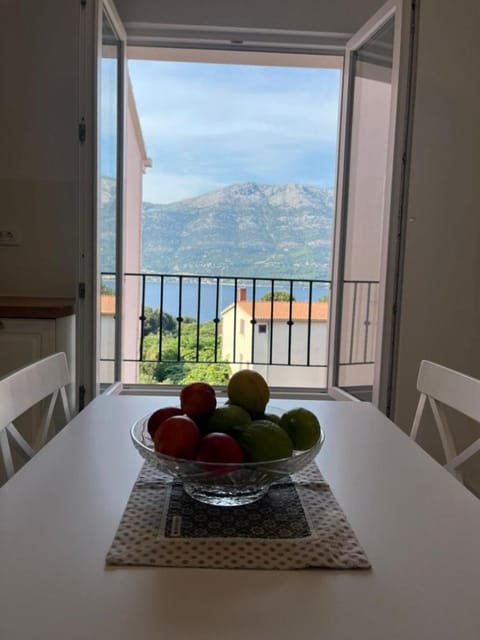 Natural landscape, View (from property/room), Dining area, Mountain view, Sea view
