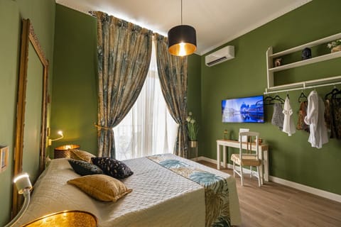 Bed, TV and multimedia, Balcony/Terrace, Bedroom, Area and facilities, wardrobe