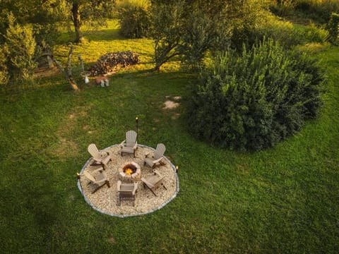 Spring, Day, Natural landscape, Garden, Garden view, flat iron