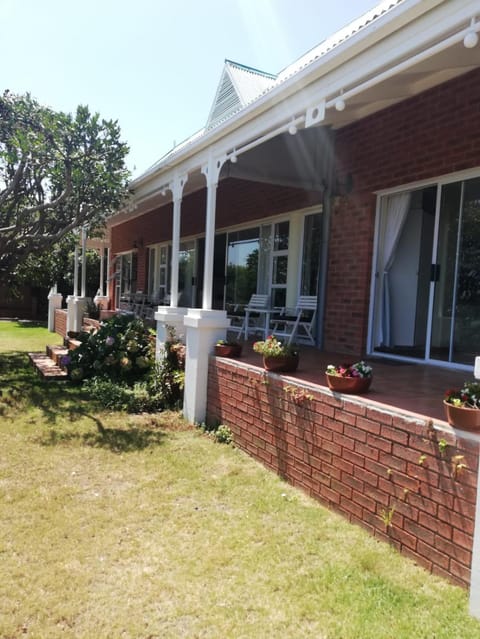 oppikrom Rivertide 36 Apartment in Eastern Cape