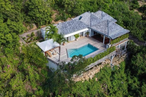 Property building, Bird's eye view, Garden, Pool view, Swimming pool
