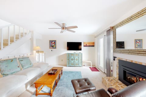 Valley Gem Entire Home Apartment in Elkhorn Village