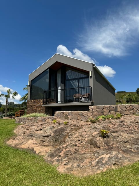 Property building, Natural landscape, Garden, Garden view