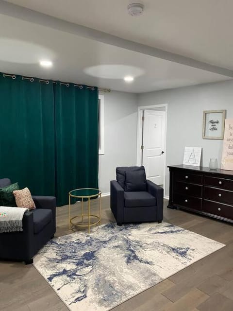 Modern 3Bed 2Bath Cozy Ranch with DIY Art Porch Villa in Indiana