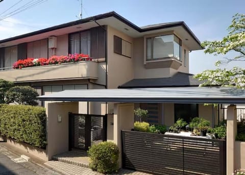 Property building, Day