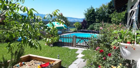 Gästehaus Sonnenhof Inn in Canton of Zurich