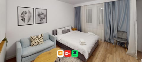Bed, Photo of the whole room, Seating area, Bedroom