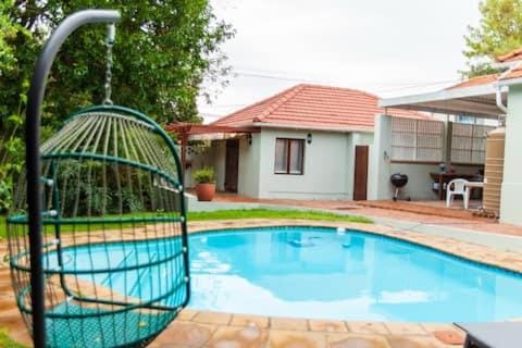 Pool view, Swimming pool