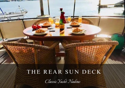 Natural landscape, Food and drinks, Sea view