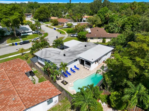 Pool view, Swimming pool