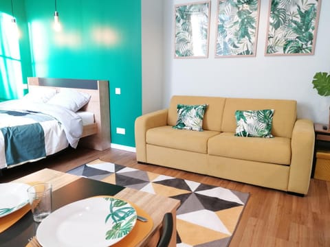 Living room, Bedroom