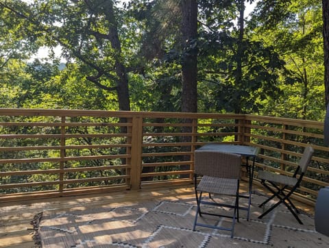 Cabin #6 with hot tub deck and sunset view at Loblolly Pines Cabin in Eureka Springs