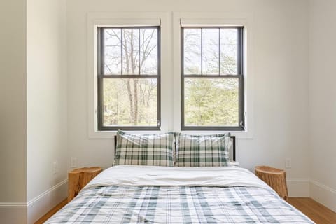 Nantahala River Luxury Escape-on the river! Apartment in Nantahala