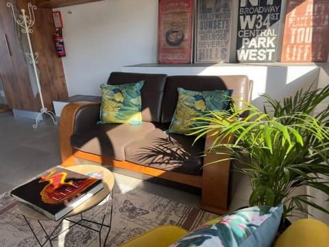 Vincent - Artistic Luxury Suite Apartment in Western Cape