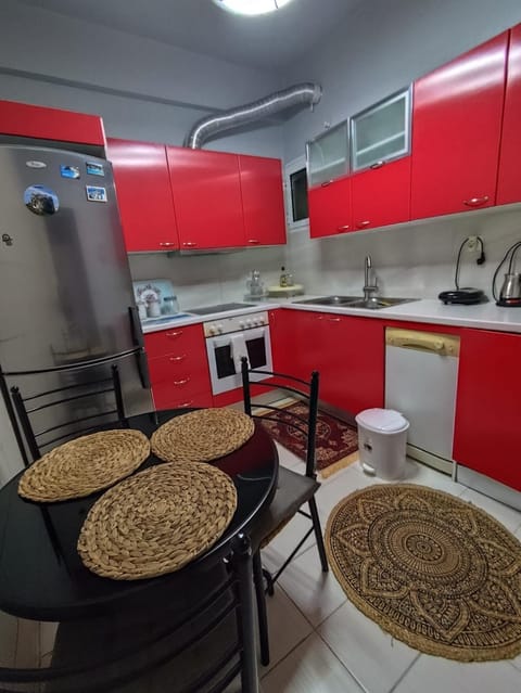 Frankie's House Apartment in Kallithea