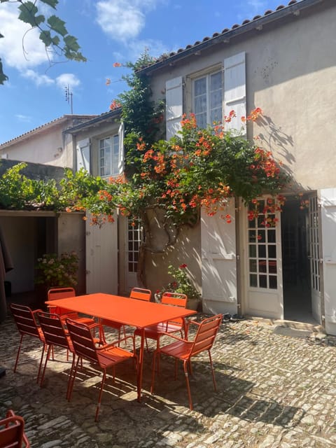 Patio, Balcony/Terrace