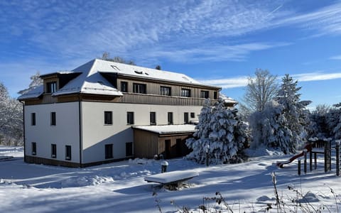 Property building, Winter