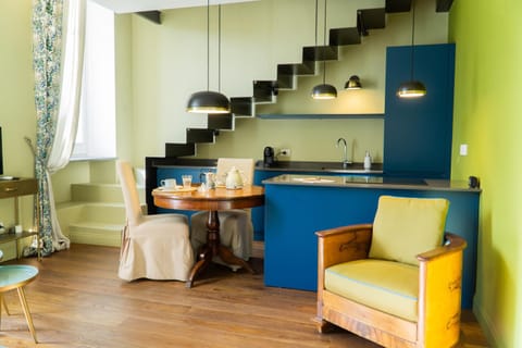 Kitchen or kitchenette, Living room, Dining area