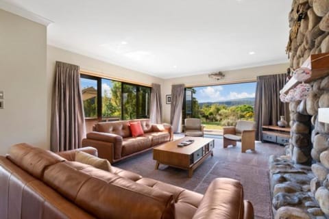Natural landscape, Living room, Mountain view