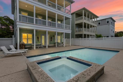 Waves House in Seagrove Beach