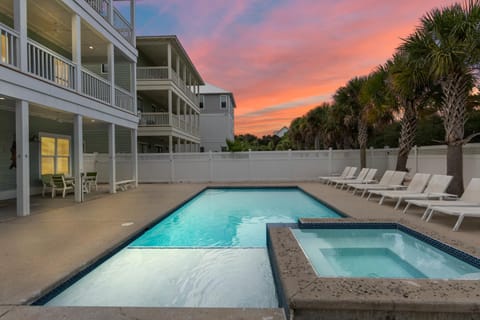 Waves House in Seagrove Beach