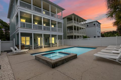 Waves House in Seagrove Beach
