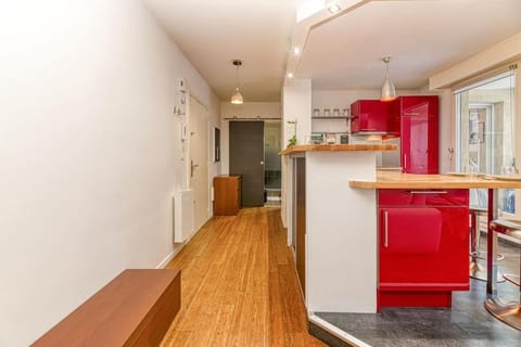 50m Gem - 400m Gare: garage privé, terrasse, wifi Apartment in Grenoble