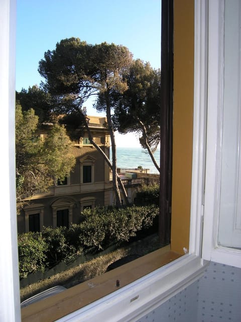 Living room, Sea view
