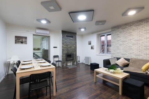 Maison de la Bourbre - Proche Hypercentre House in Bourgoin-Jallieu