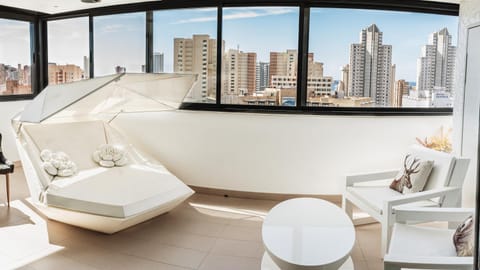 Balcony/Terrace, Balcony/Terrace