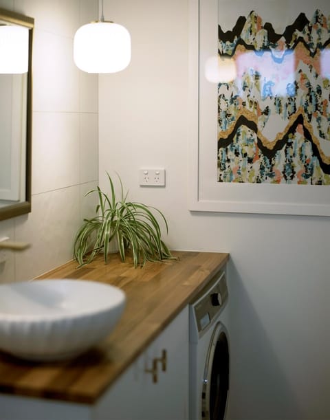 Bathroom, Decorative detail, washing machine