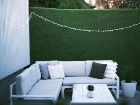 Garden, Seating area, Garden view