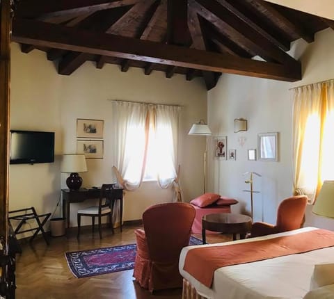 La Vittoria Rooms & Suites Bed and Breakfast in Garda