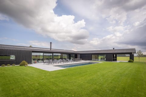 CasaRita, Private Luxurious Villa with Pool and gym Villa in Zeeland, Netherlands