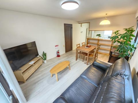 TV and multimedia, Living room, Dining area