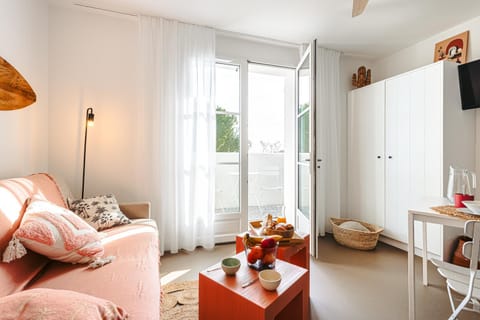 Property building, Living room