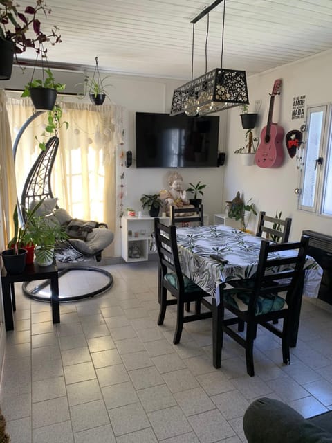TV and multimedia, Living room, Dining area