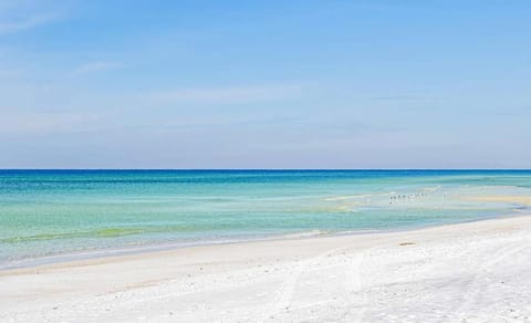 St Thomas Square Villa 1211C Beach Bumz House in Lower Grand Lagoon