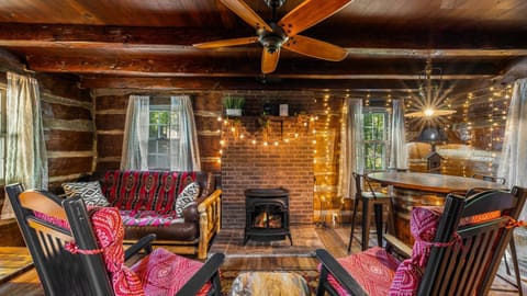 Smoky Speakeasy 2 Cabins 2 Hot Tubs and Private Pool Cabin in Gatlinburg