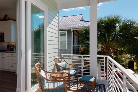 Bikinis Martinis Beach House House in Carolina Beach