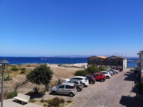 Neighbourhood, Sea view, Parking