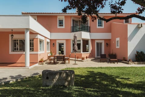 Property building, Day, Garden, Garden view, Inner courtyard view