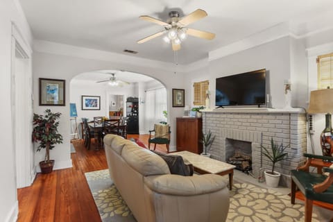 The Nelson House Unbeatable Location House in New Orleans